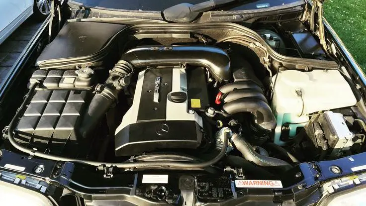 Mercedes Benz 3.2 Inline Six M104