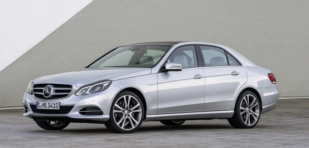 Mercedes Benz E350 (W212)