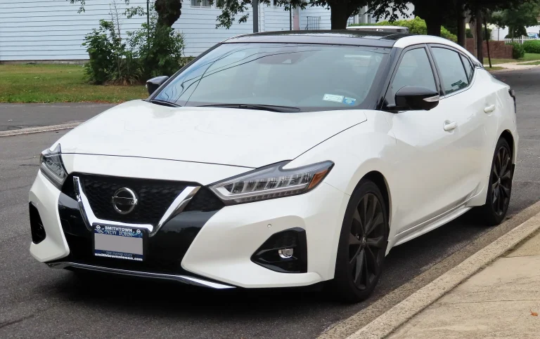 Nissan Maxima SR