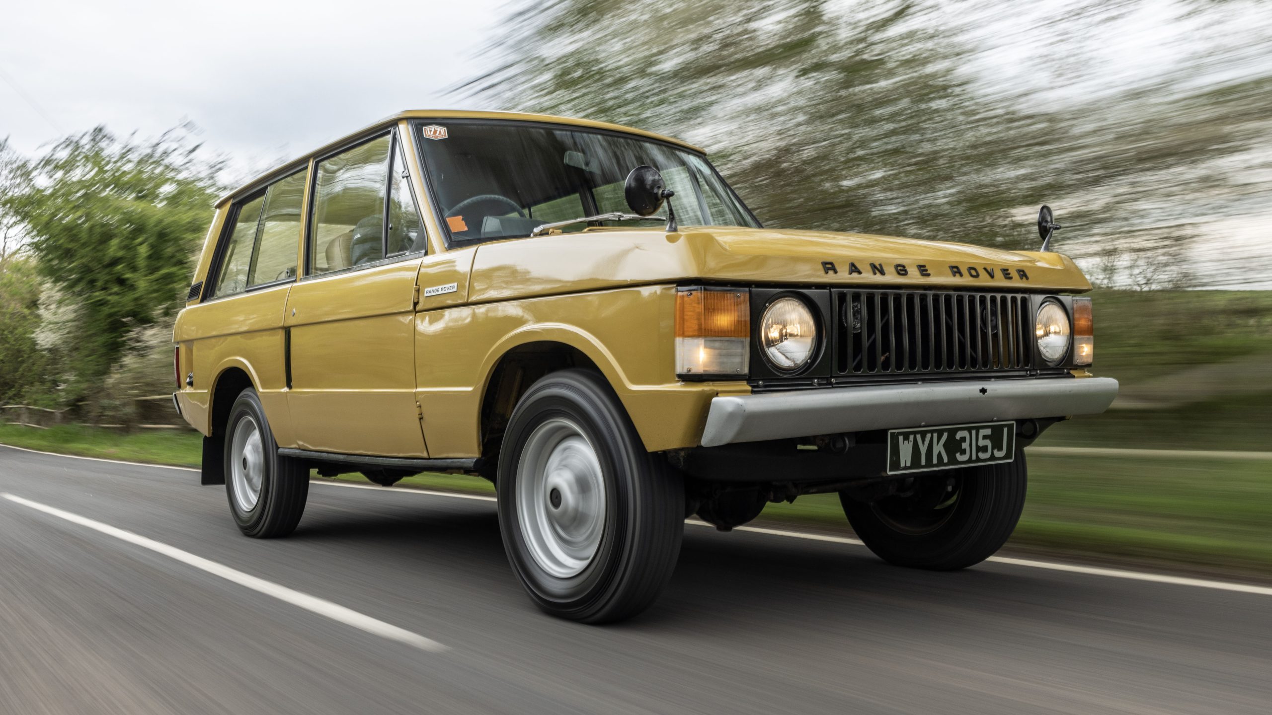 Older Land Rover Range Rover
