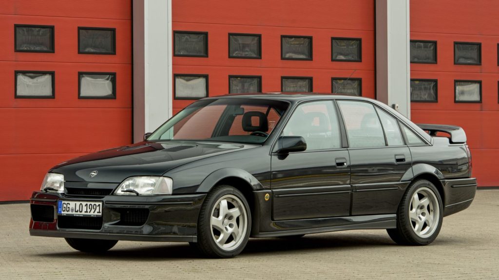 Opel Lotus Omega