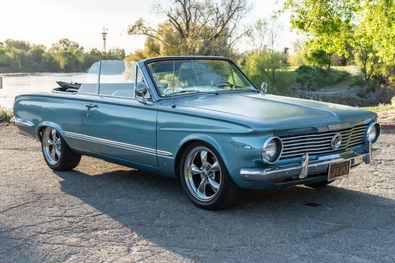 Plymouth Valiant Signet