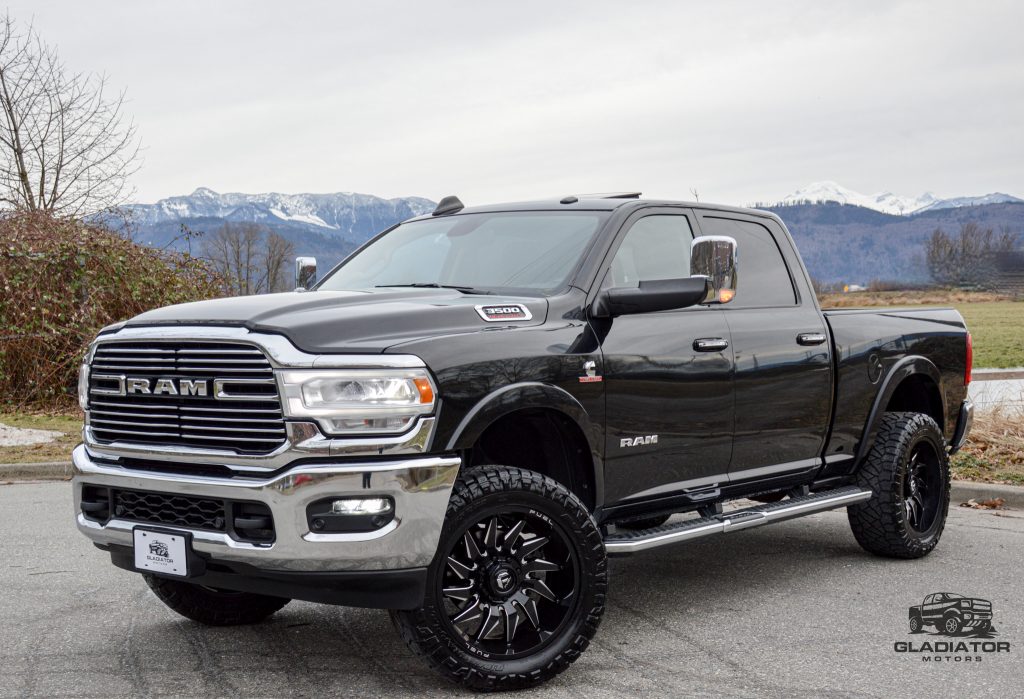 Ram 3500 Heavy Duty with 6.7L Cummins Diesel