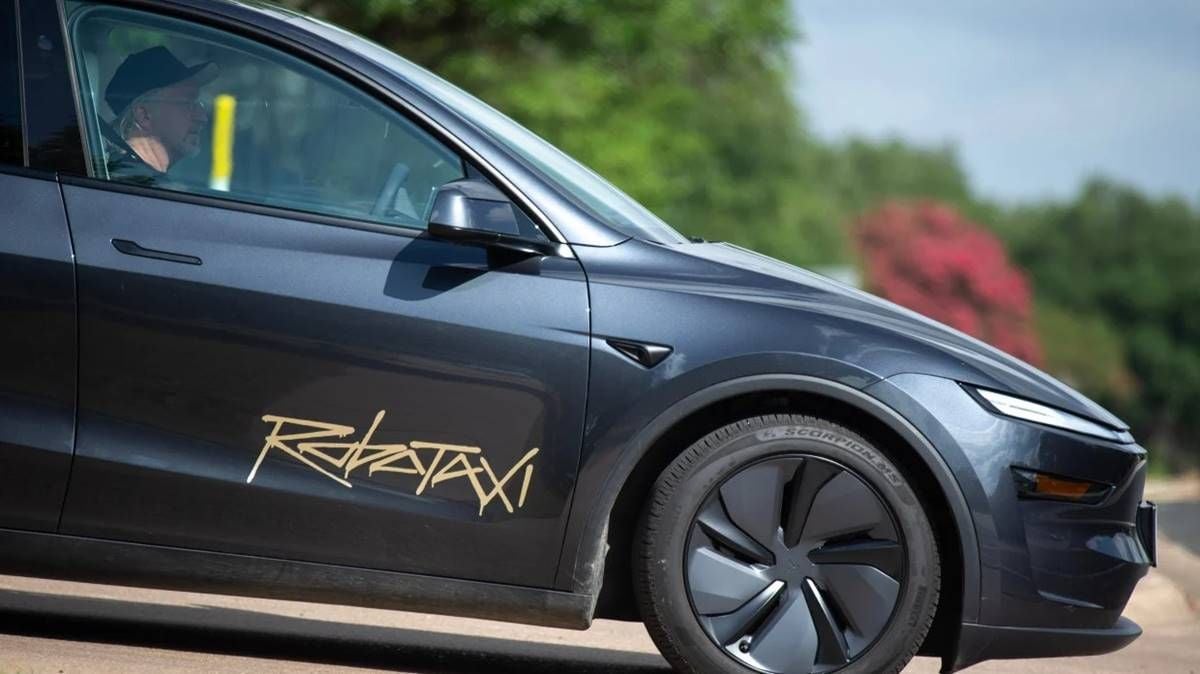 Tesla Robotaxi Crash Record