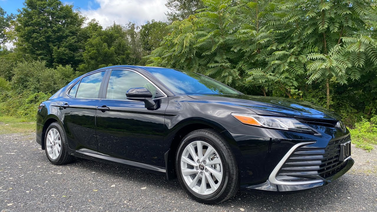 Toyota Camry LE AWD