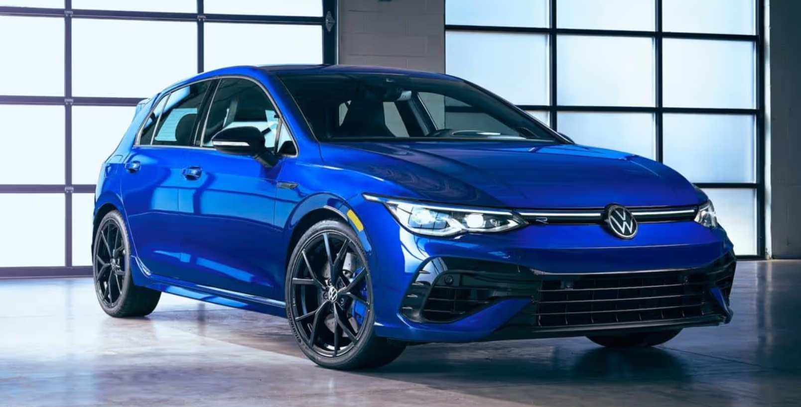 Volkswagen Golf R Sedan