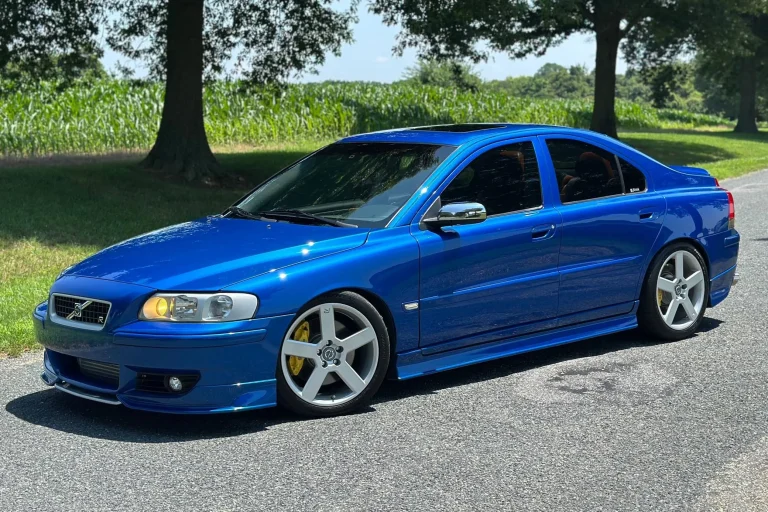 Volvo S60 R