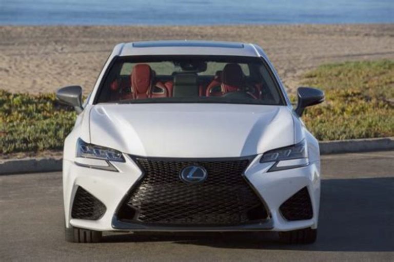 2016 Lexus GS F 2