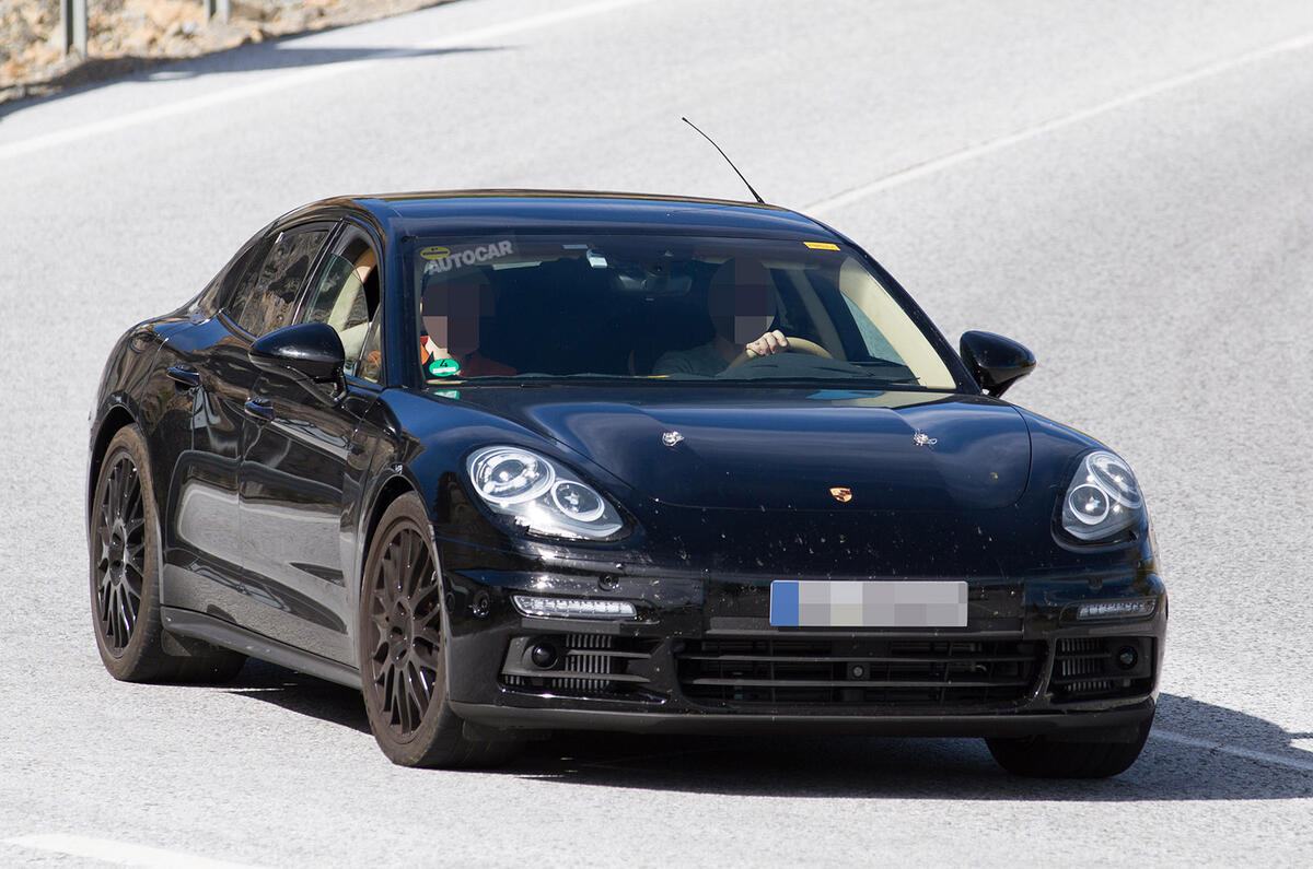 2016 Porsche Panamera