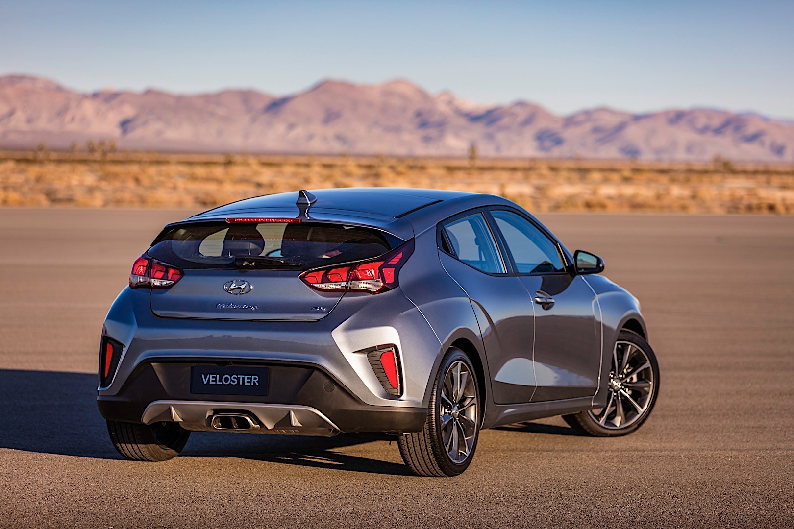2022 Hyundai Veloster