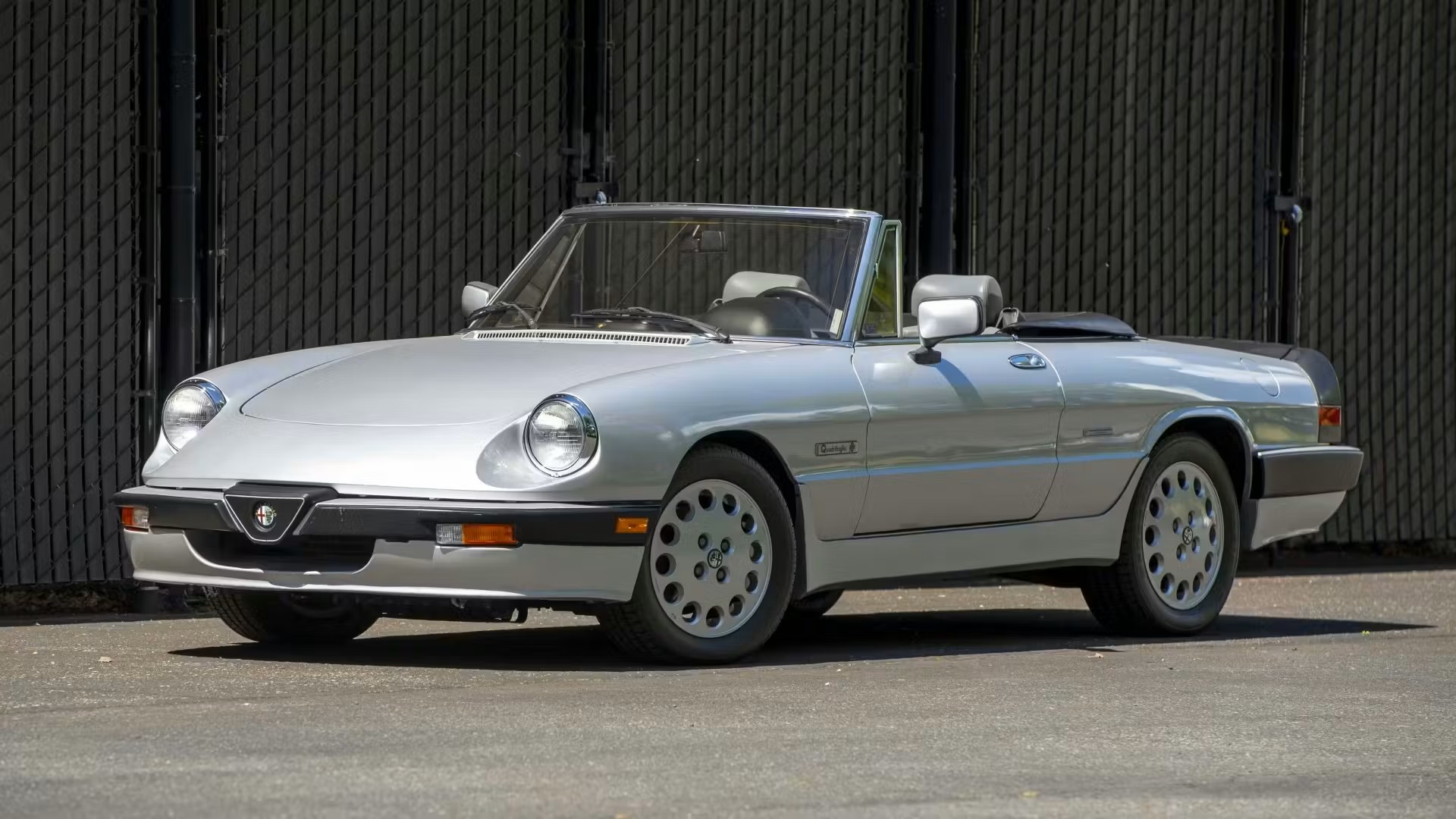 Alfa Romeo Spider GraduateQuadrifoglio (1983 1993)