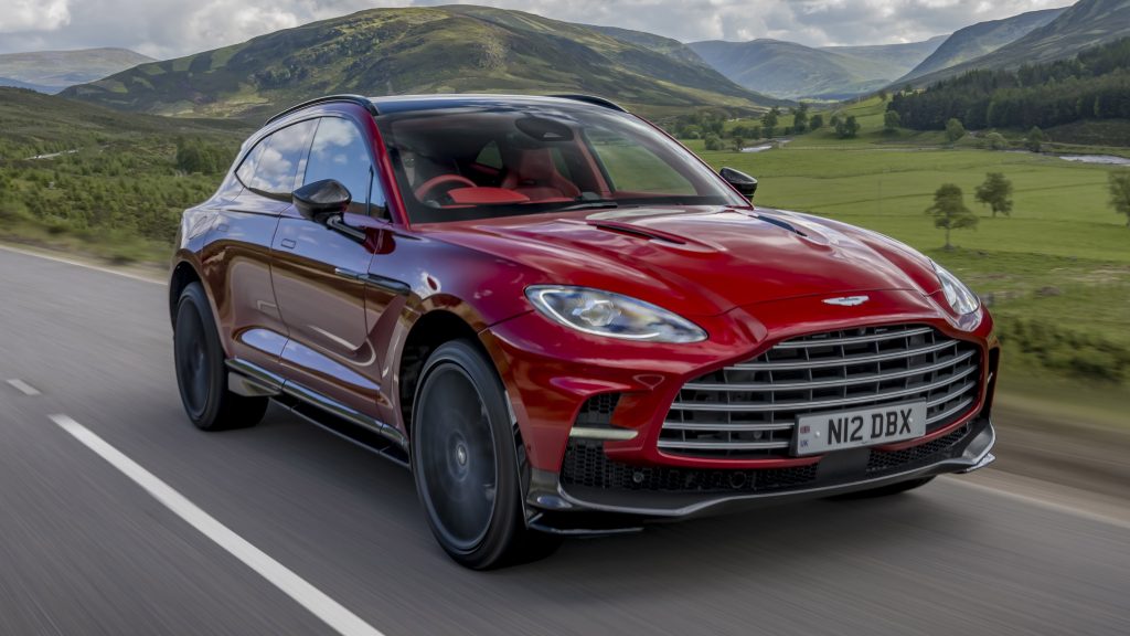 Aston Martin DBX707