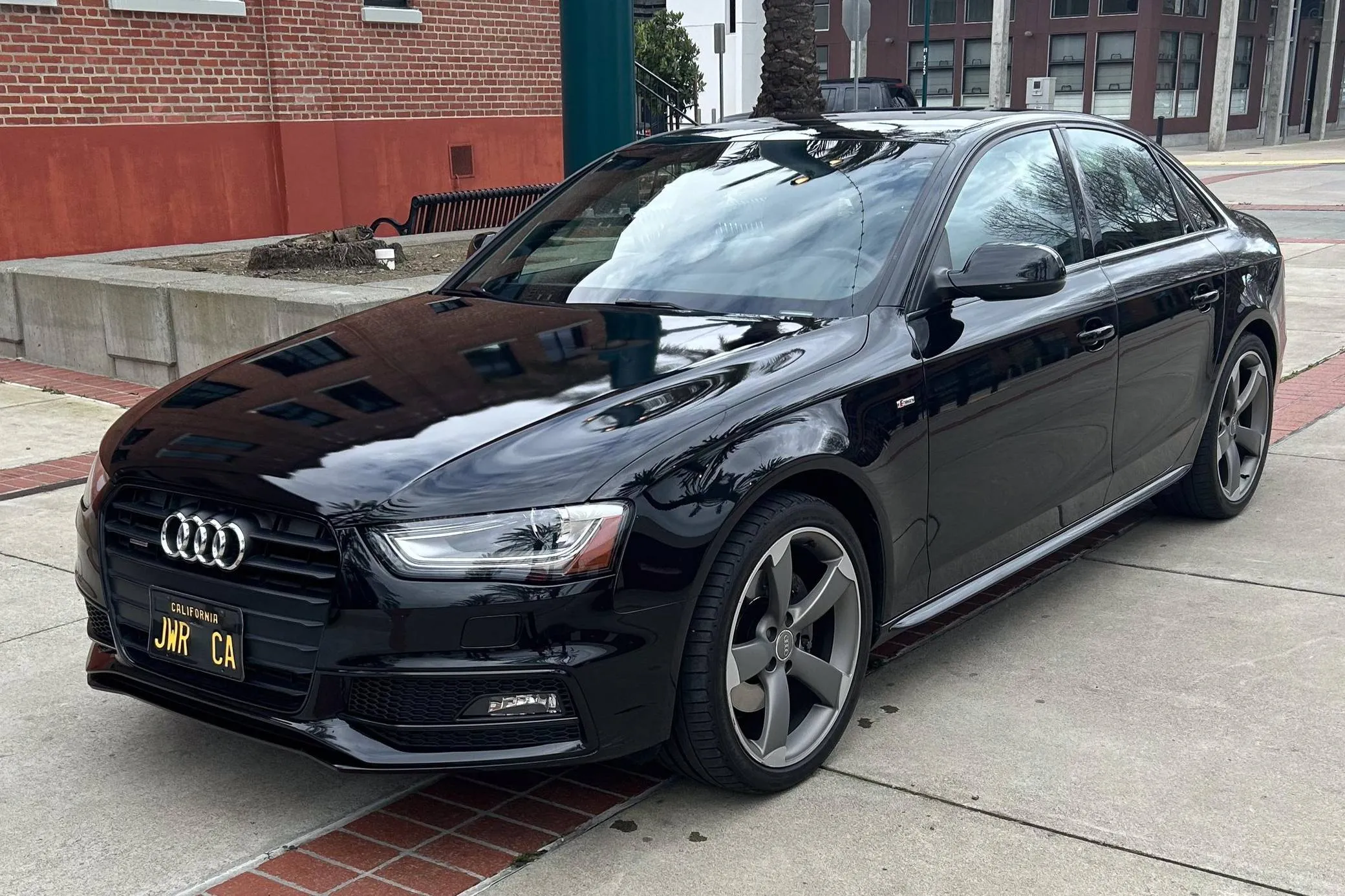 Audi A4 2.0T Premium Plus