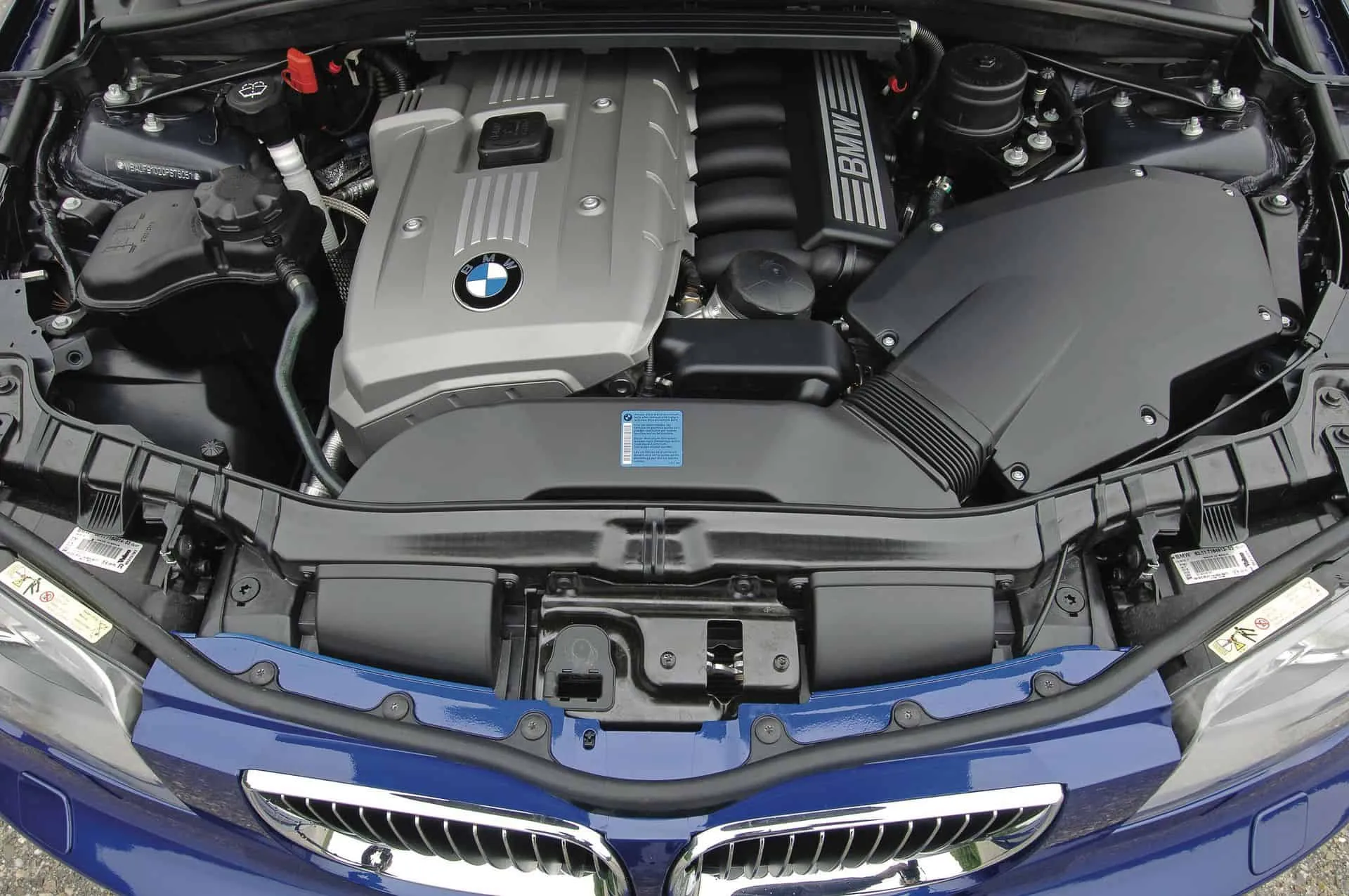 BMW N52 3.0 Liter Inline Six BMW N52 3.0 Liter Inline Six