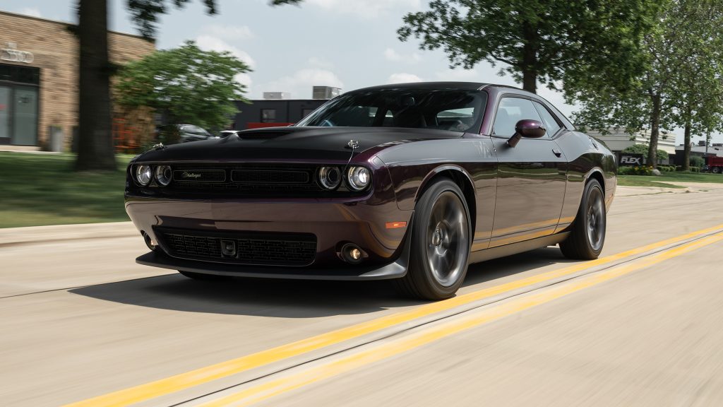 Dodge Challenger R T 5.7 HEMI