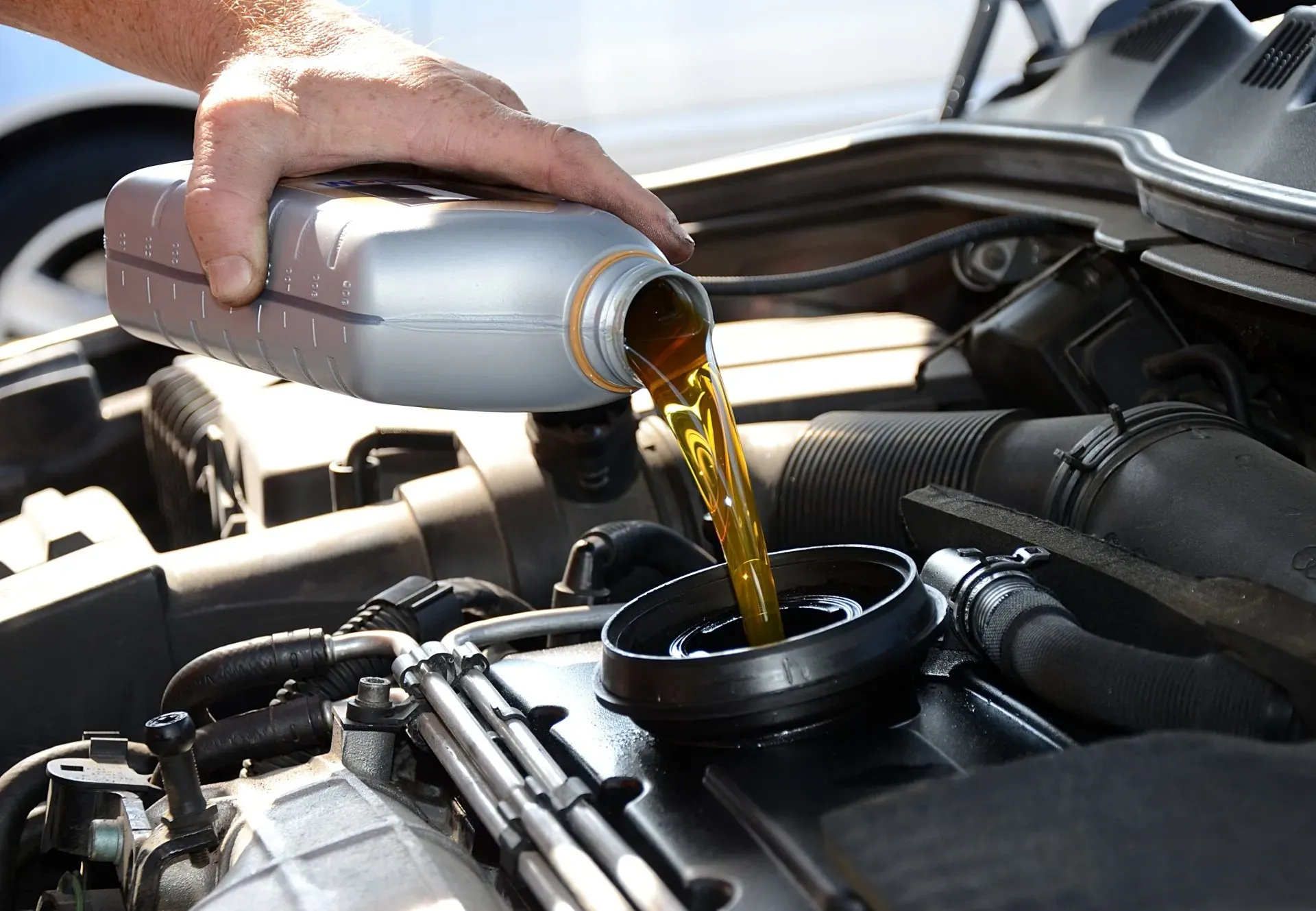 Engine oil service Engine oil service
