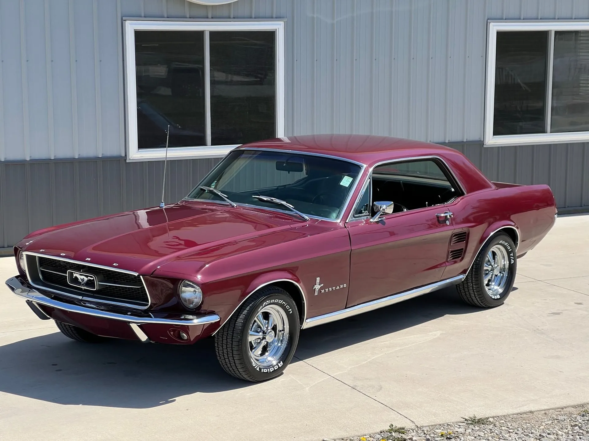 Ford Mustang Coupe