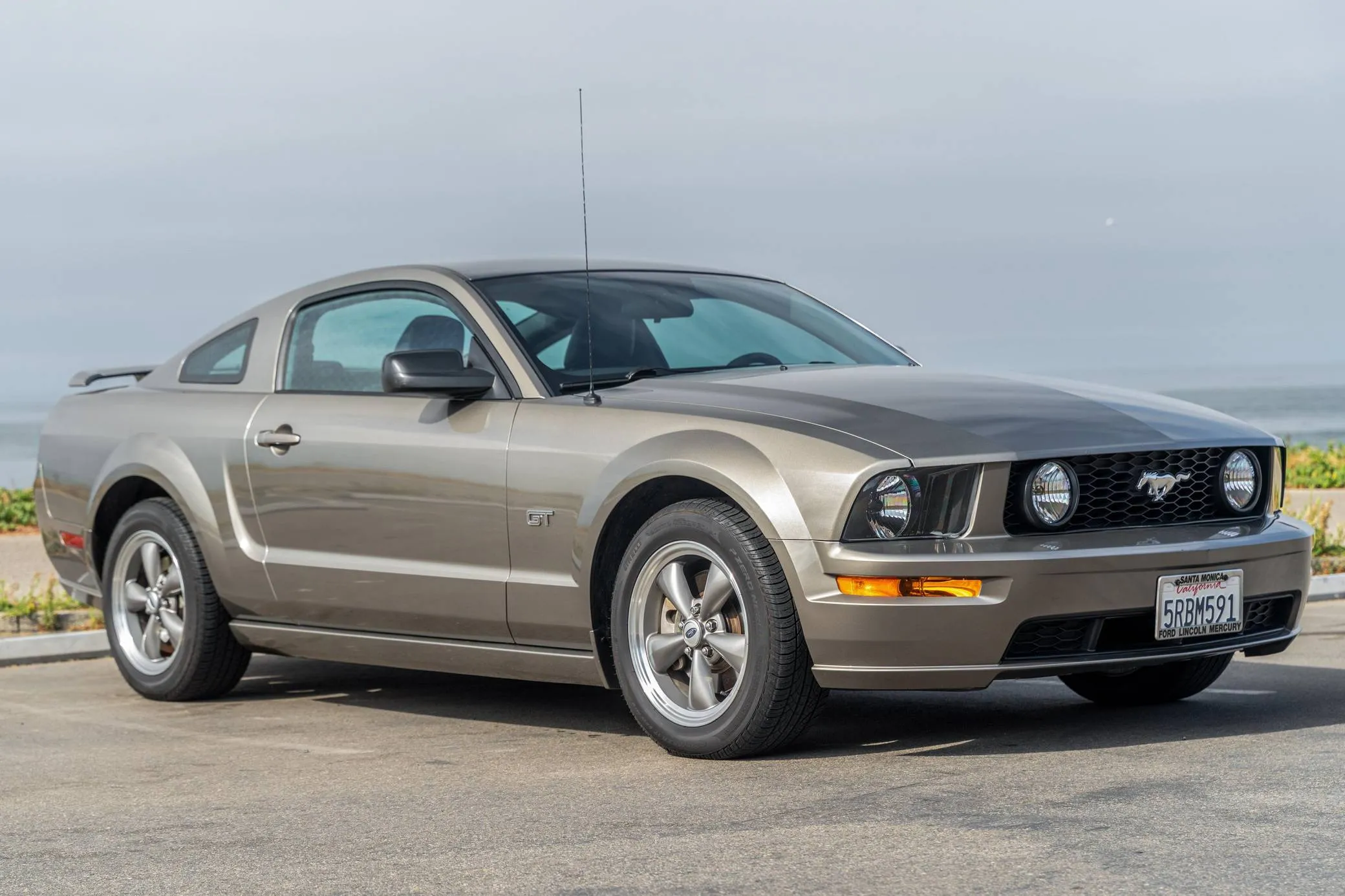 Ford Mustang GT Premium Coupe