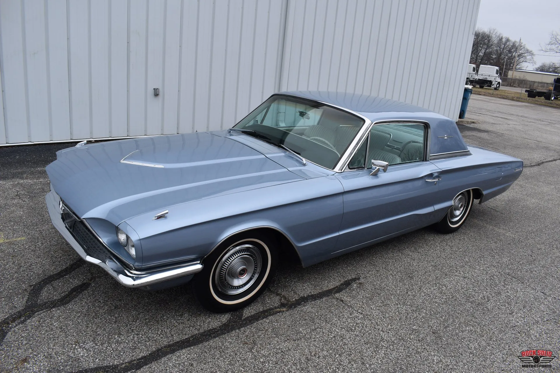 Ford Thunderbird Fourth Generation