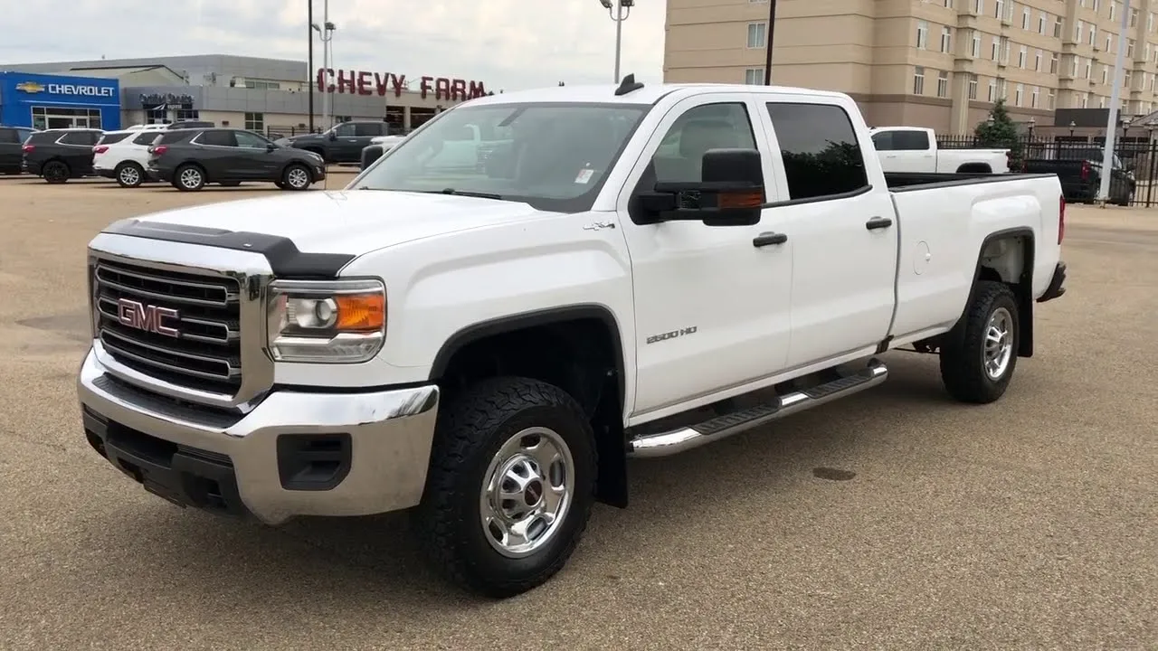 GMC Sierra 2500HD Base