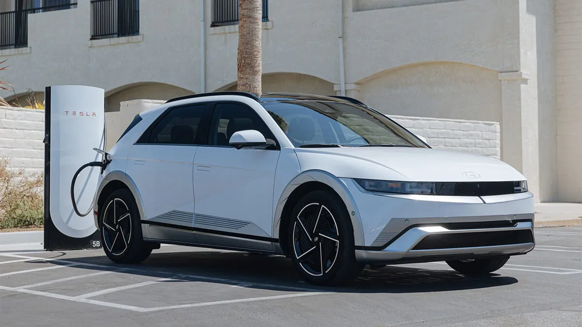 Hyundai Ioniq 5 Limited Fast Charging