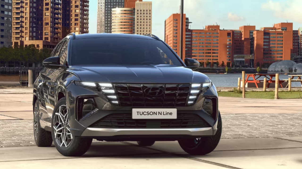 Hyundai Tucson Base Trim (2) Hyundai Tucson Base Trim