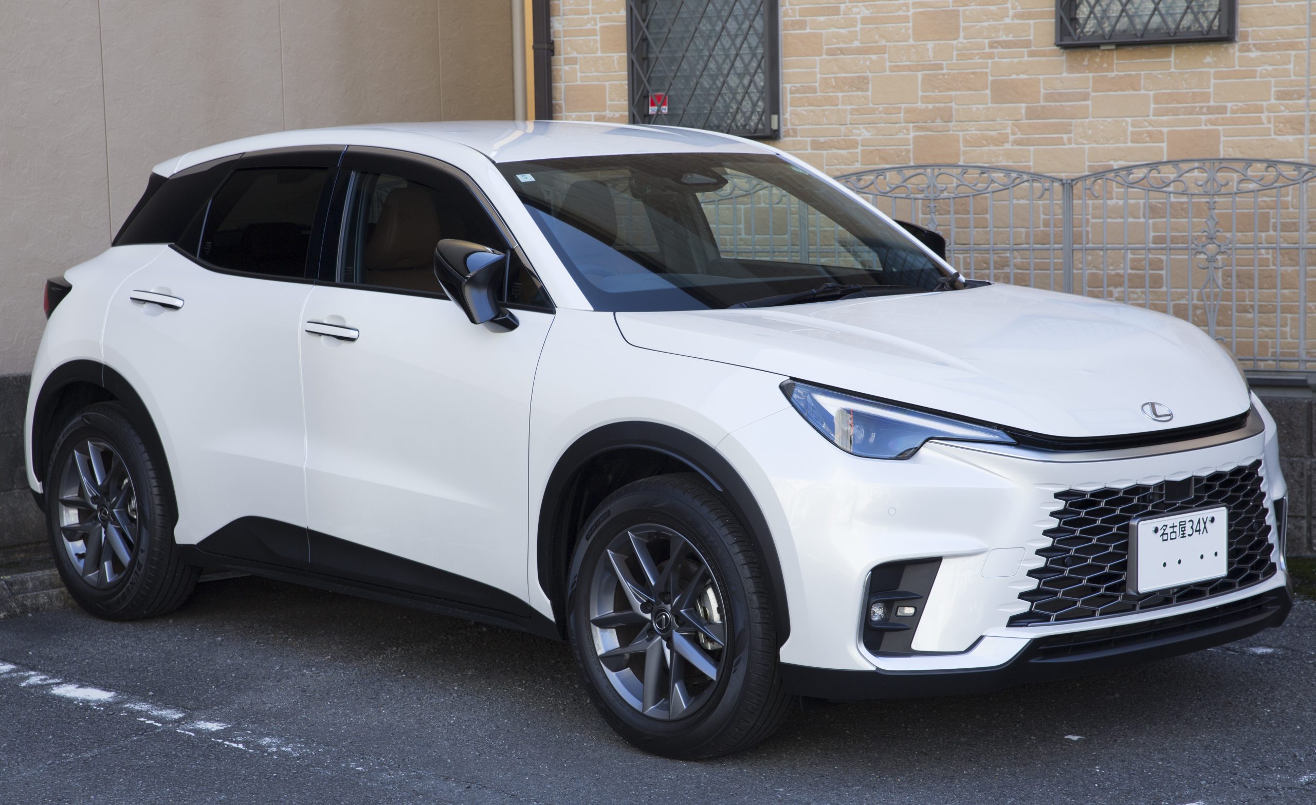 Lexus LBX
