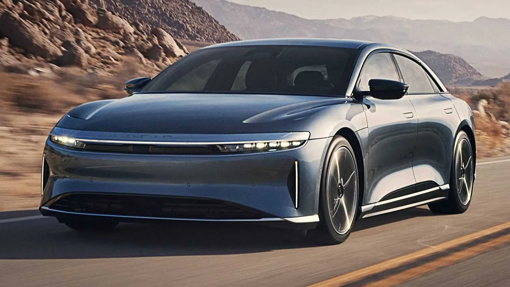 Lucid Air Pure Lucid Air Pure