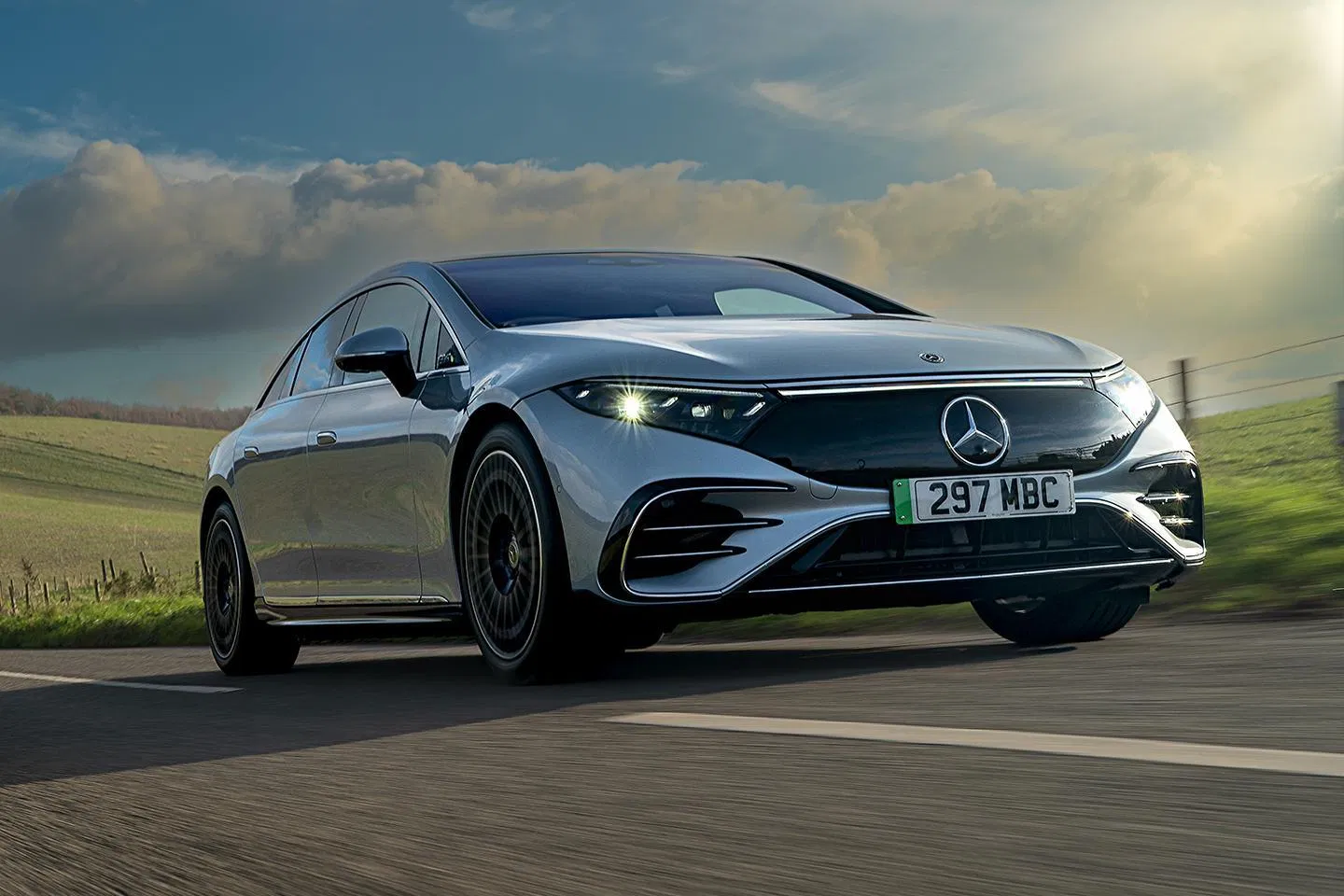 Mercedes-Benz EQS 450+