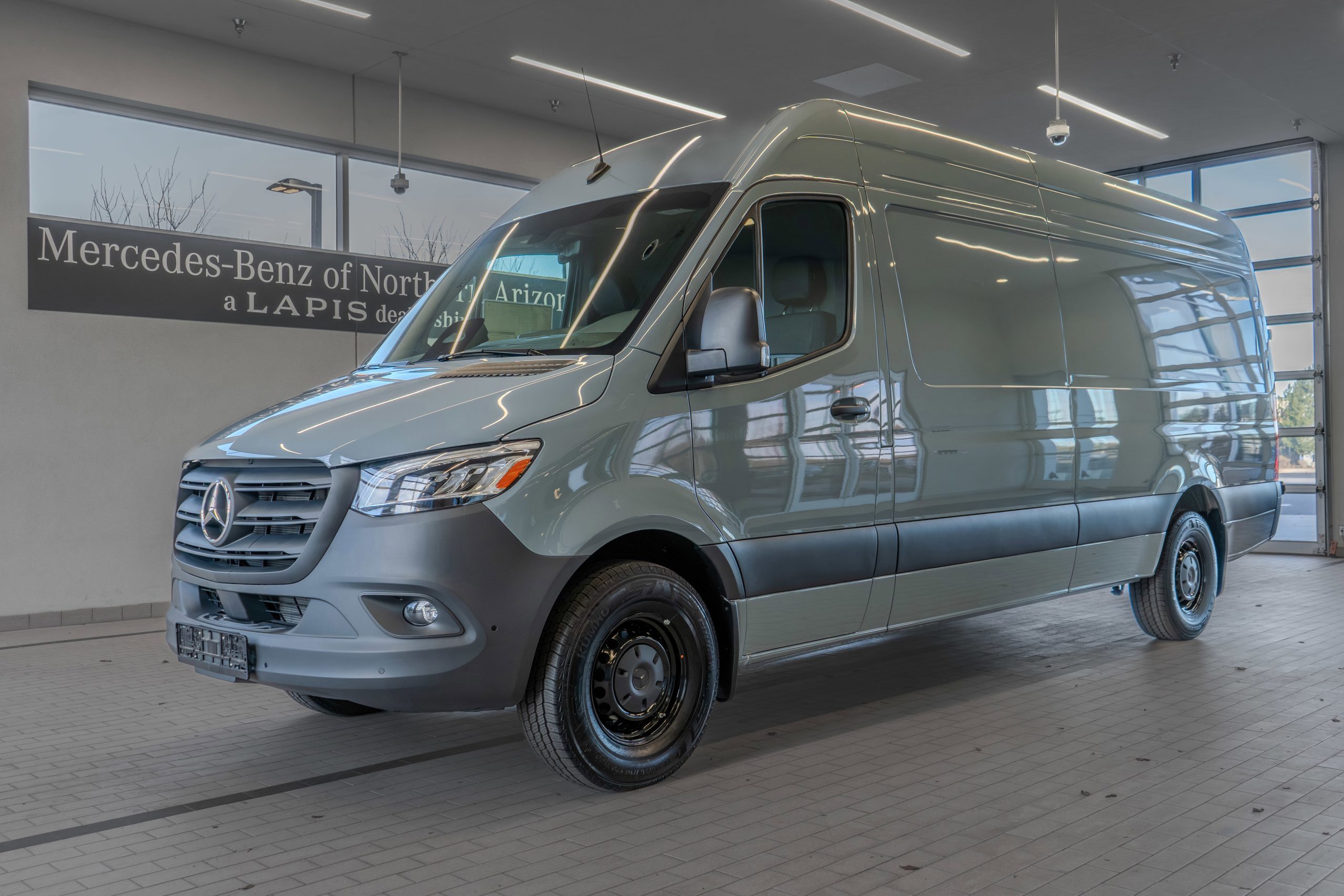 Mercedes-Benz Sprinter High-Roof