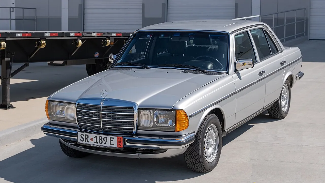 Mercedes Benz W123 280CE Coupe