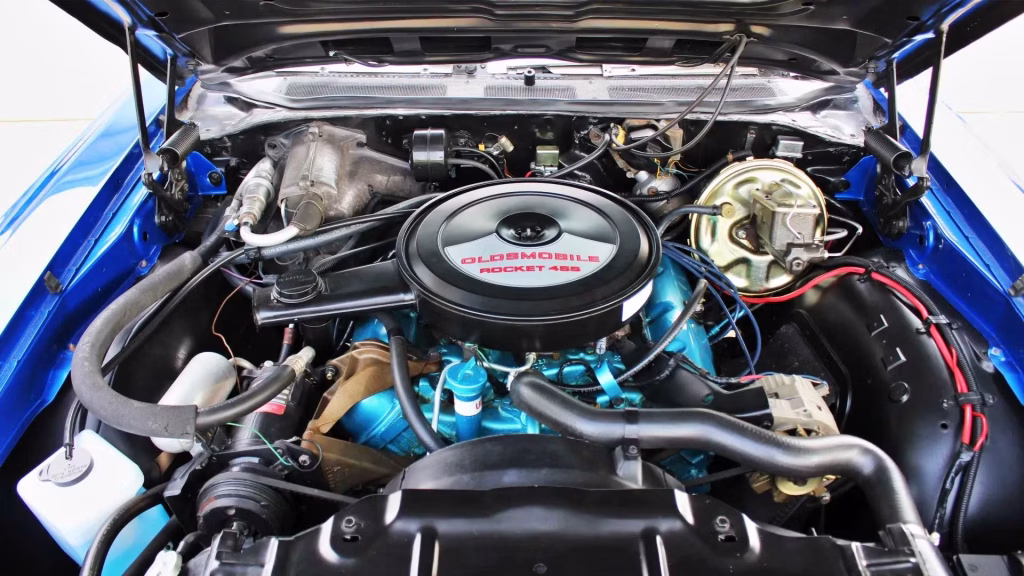 Oldsmobile Rocket 455 V8 