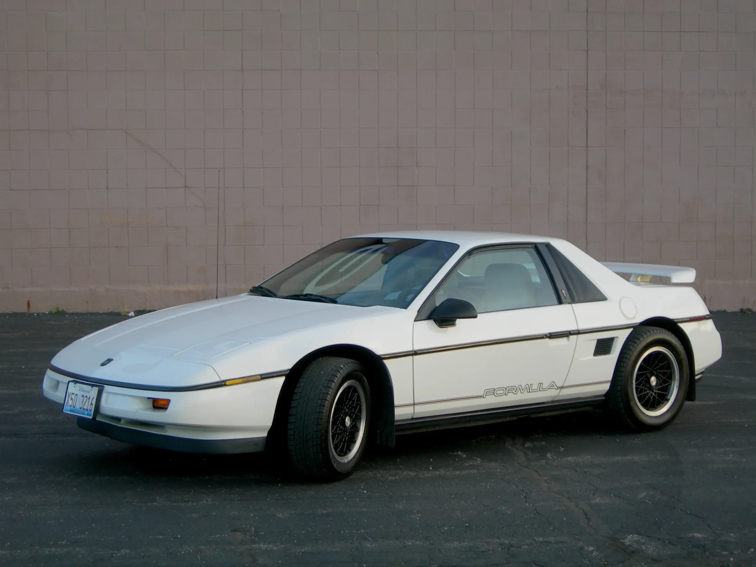 Pontiac Fiero GT