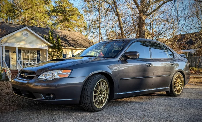 Subaru Legacy GT