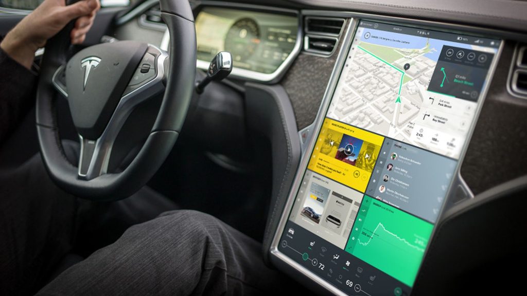 Tesla Full Touchscreen Interface