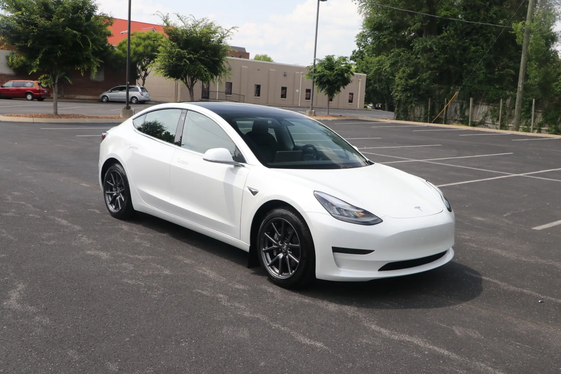 Tesla Model 3 Standard Range Plus Tesla Model 3 Standard Range Plus