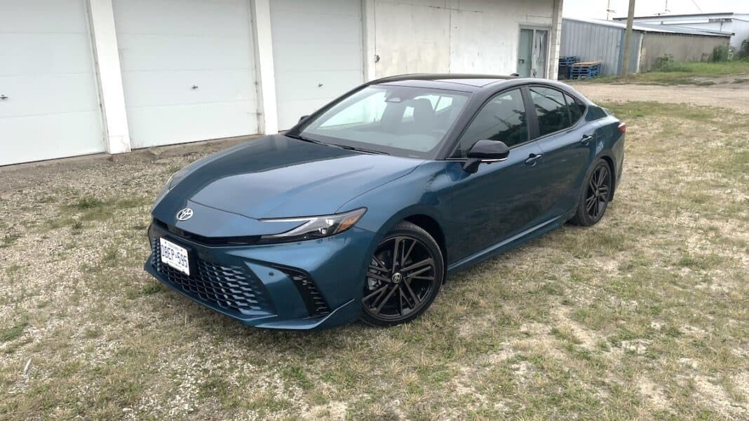 Toyota Camry AWD