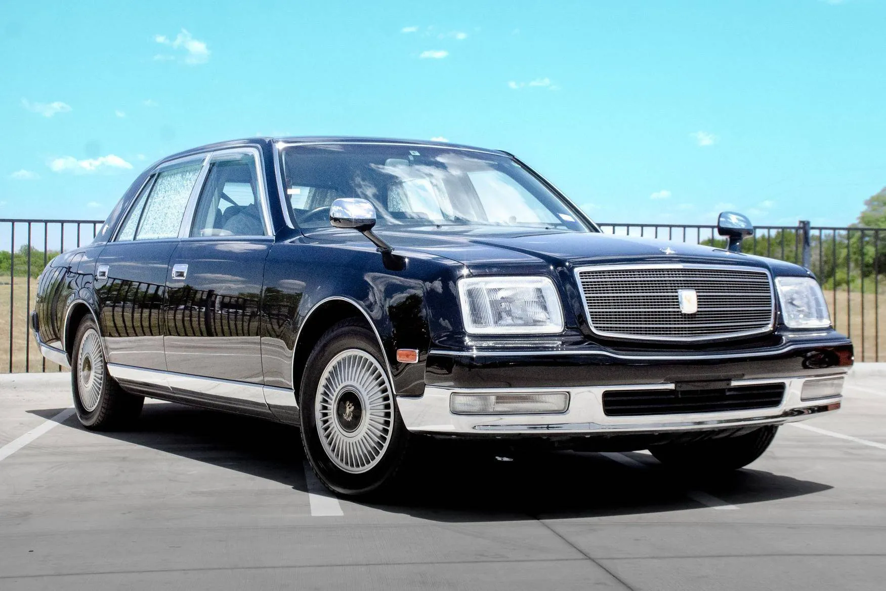 Toyota Century G50