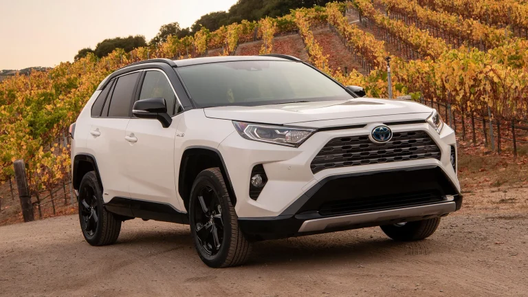 Toyota RAV4 Hybrid XSE