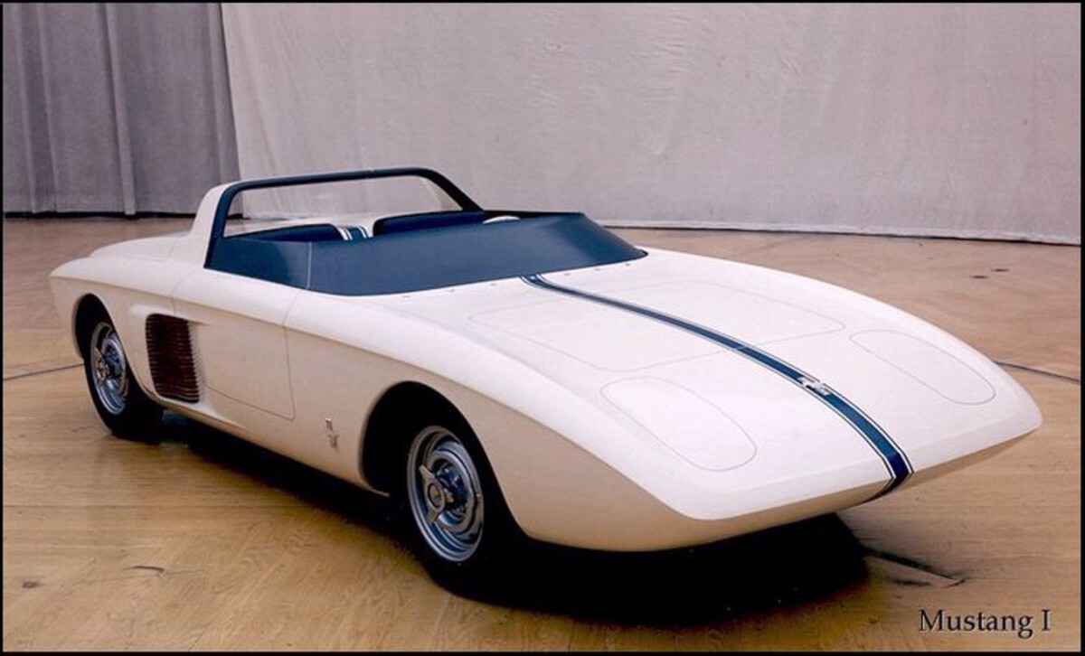  Ford Mustang I Concept (1962)