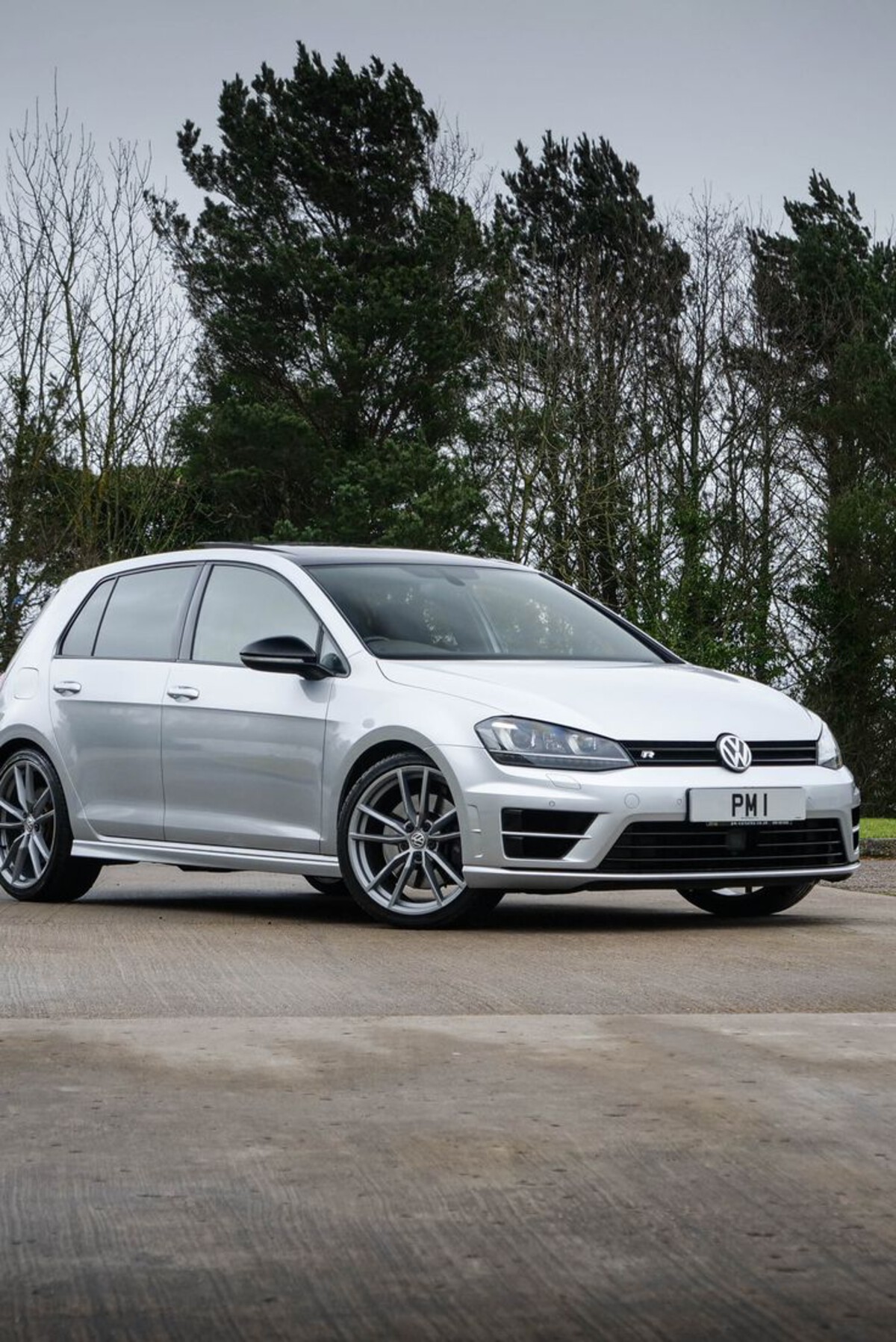  Volkswagen Golf R