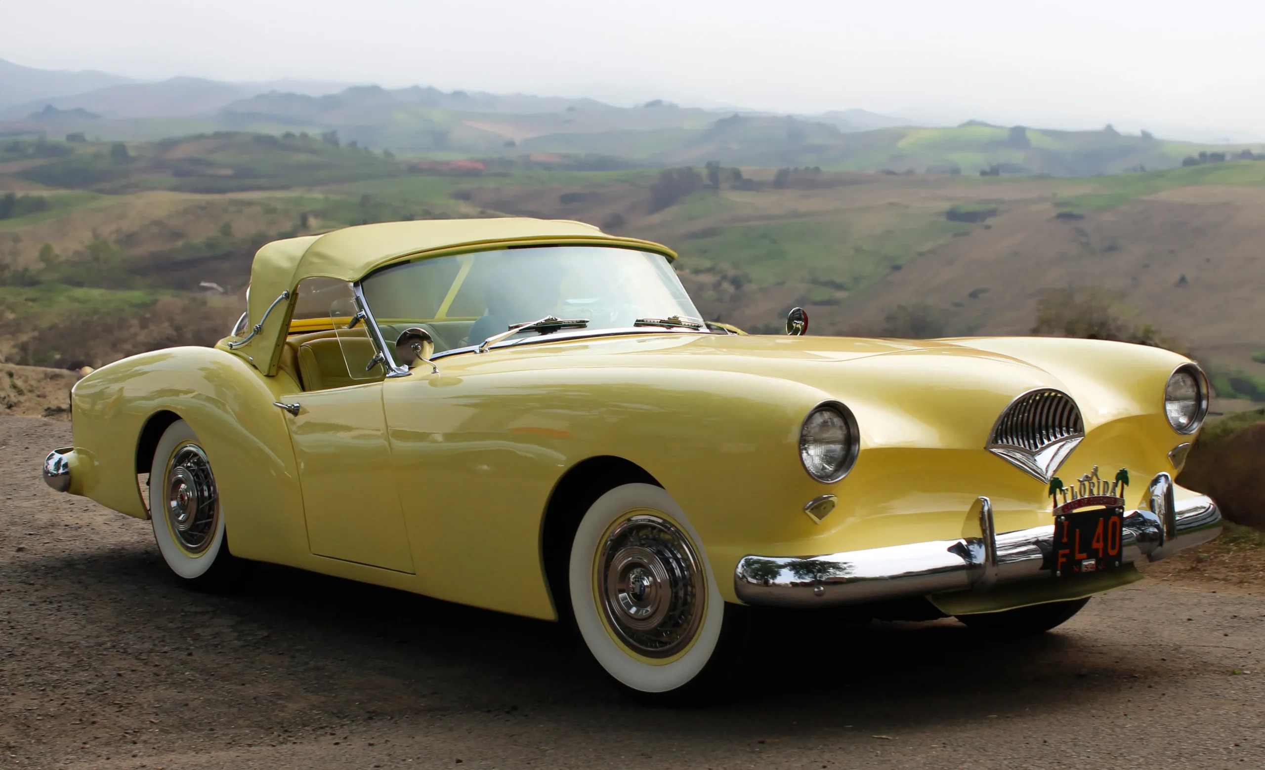 1954 Kaiser Manhattan