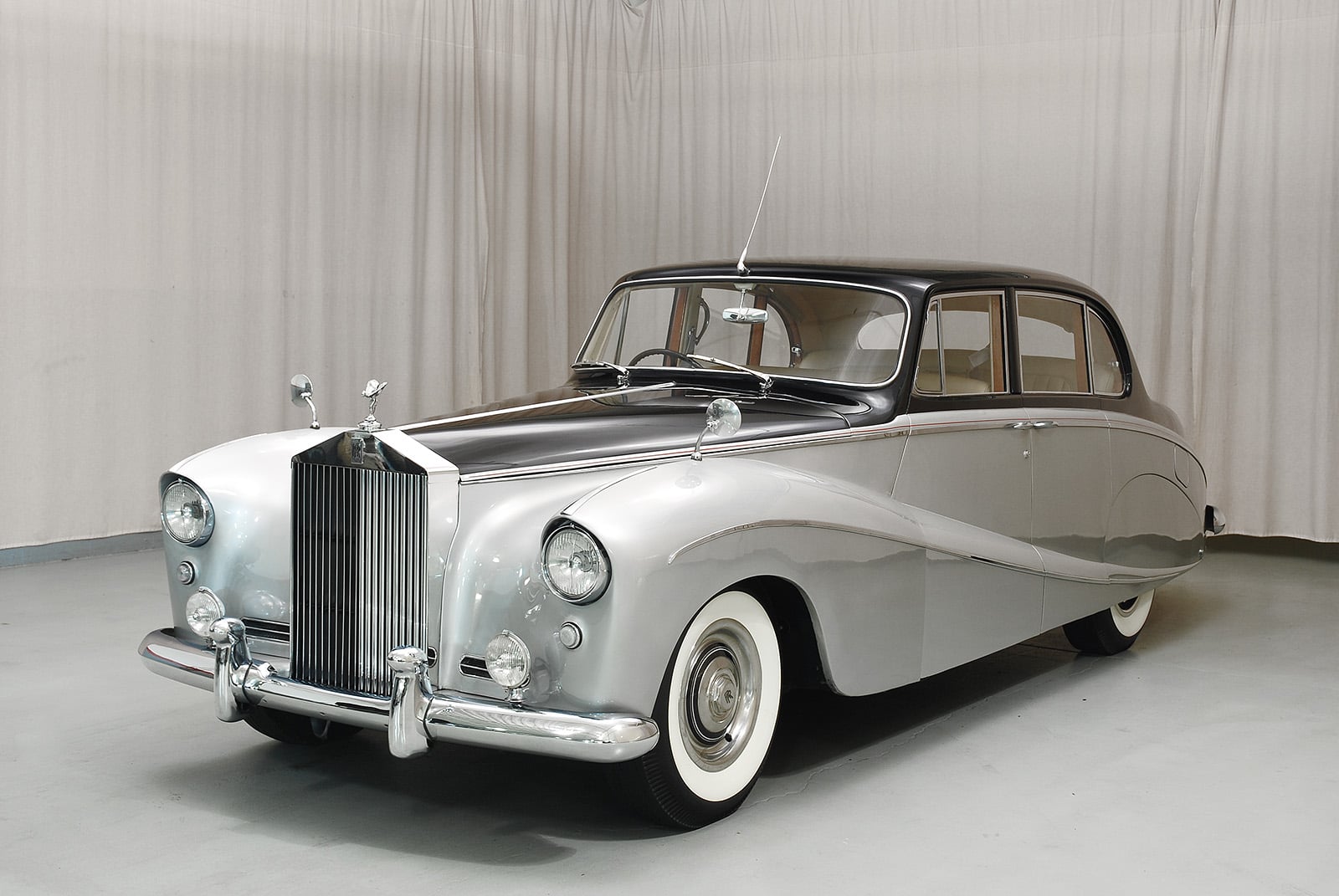 1955 Rolls Royce Silver Cloud