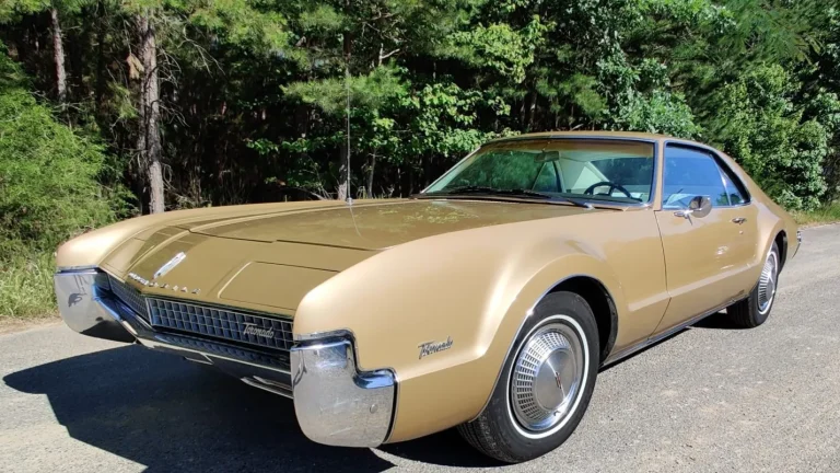 1967 Oldsmobile Toronado