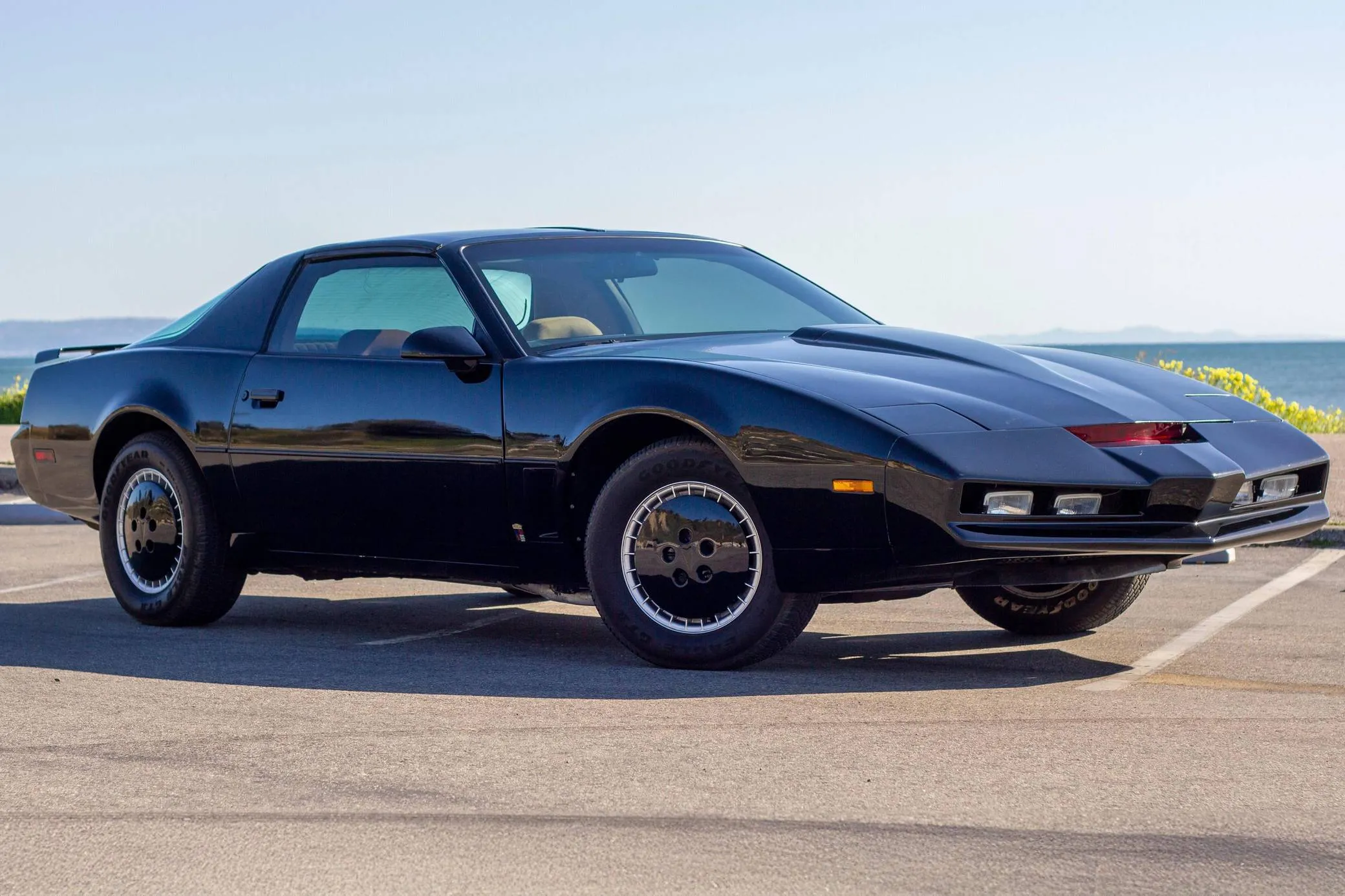 1982 Pontiac Firebird Trans Am KITT