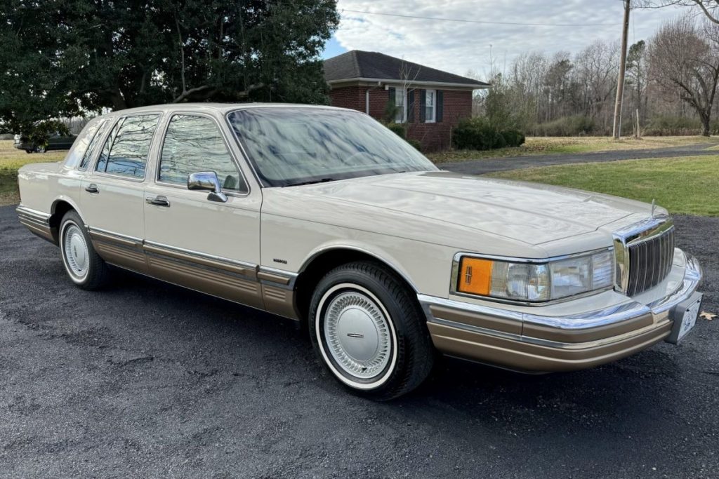 1990 Lincoln Town Car 1990 Lincoln Town Car