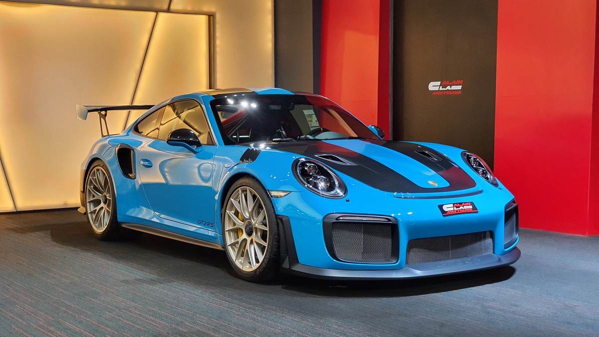 2018 Porsche 911 GT2 RS Weissach