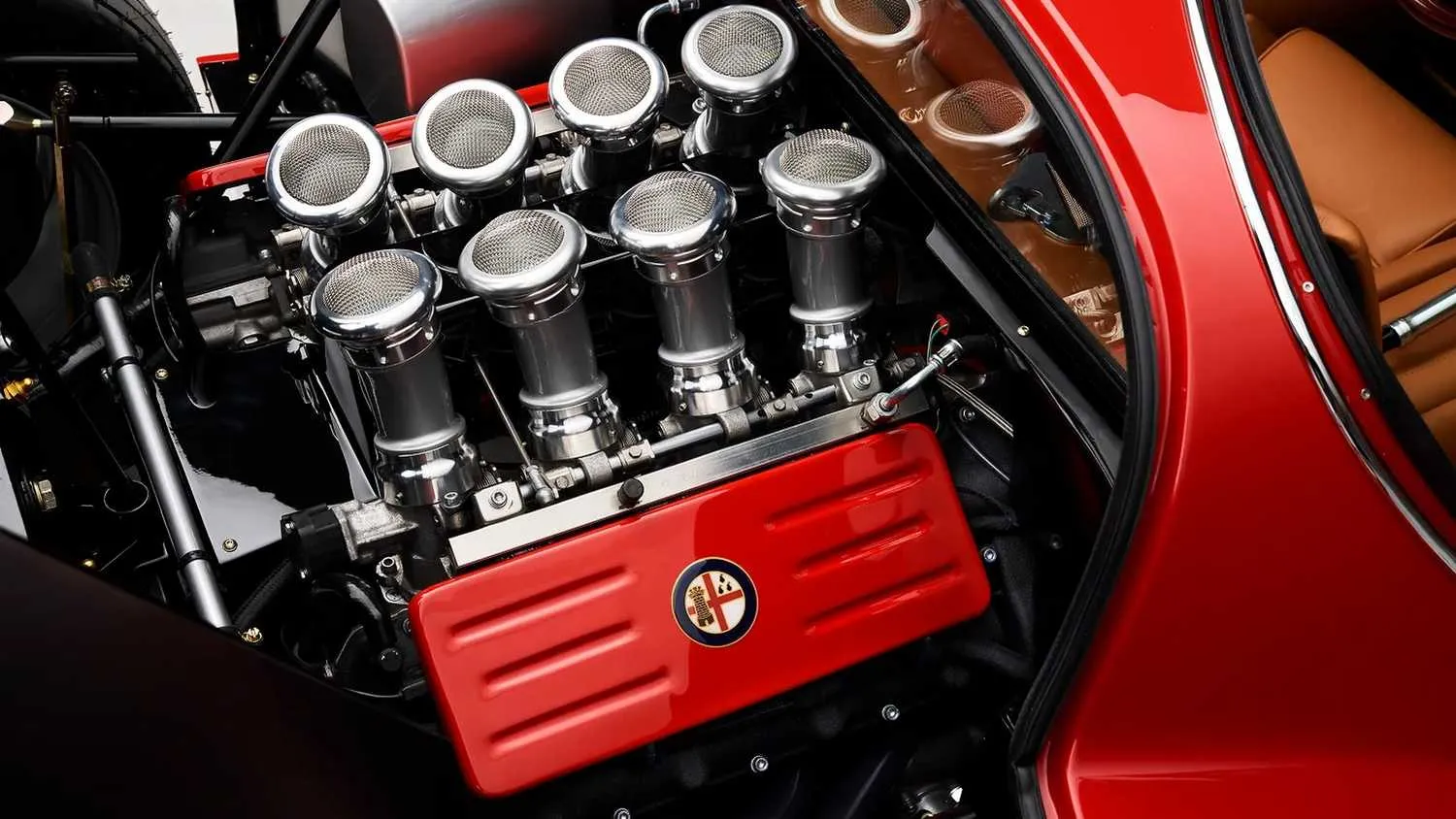 Alfa Romeo's Tipo 33 Stradale V8 engine