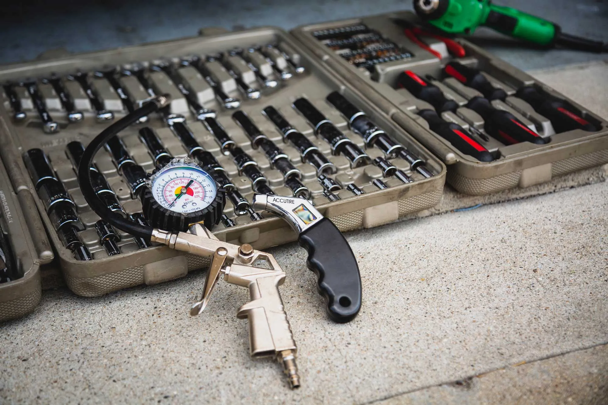 Car Basic Hand Tools