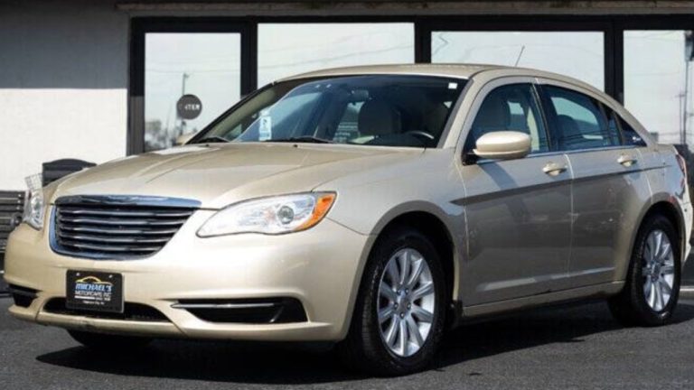 Chrysler 200 (2011–2014)